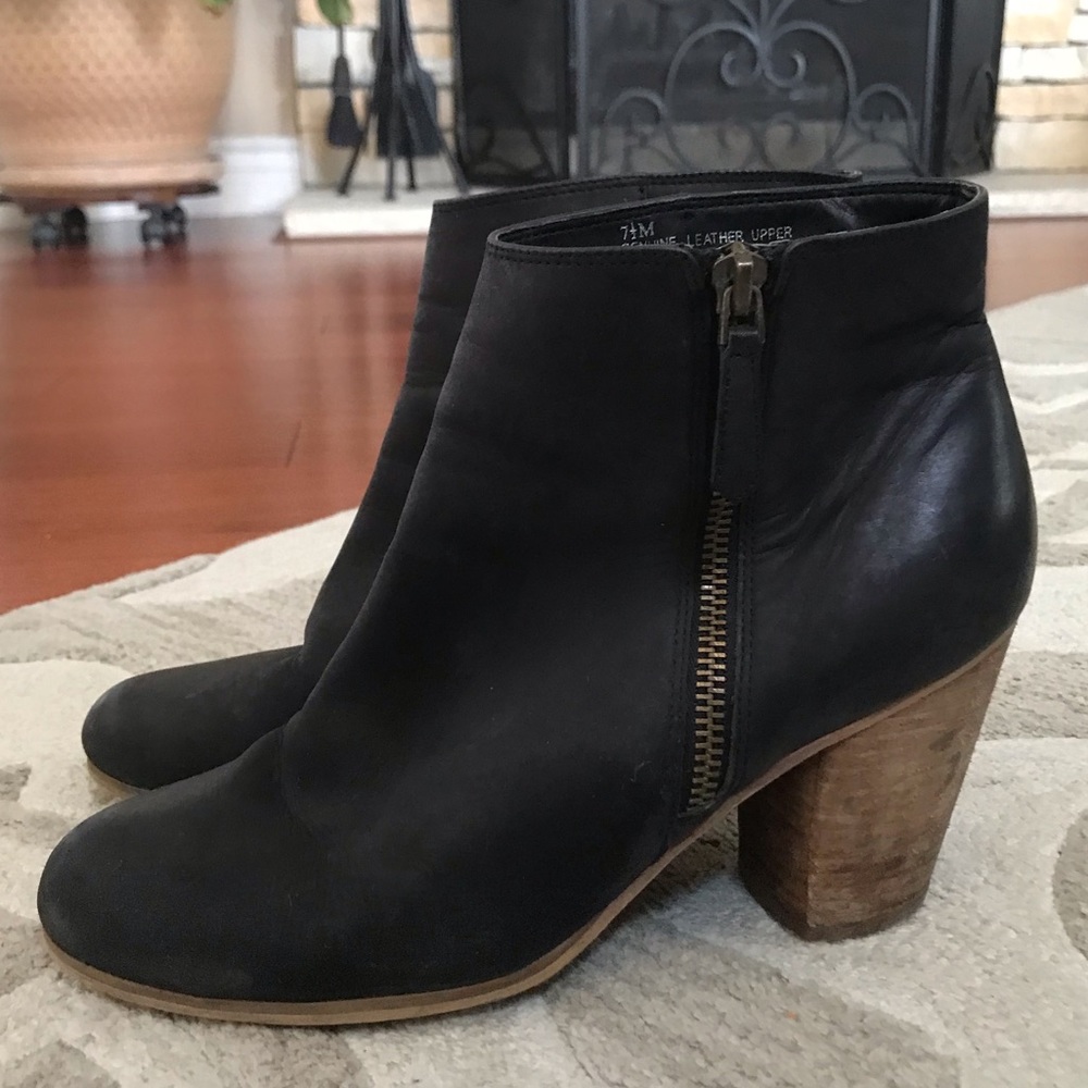 BP black bootie